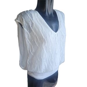 Idao Women's White Textured Sleeveless V Neck Top M